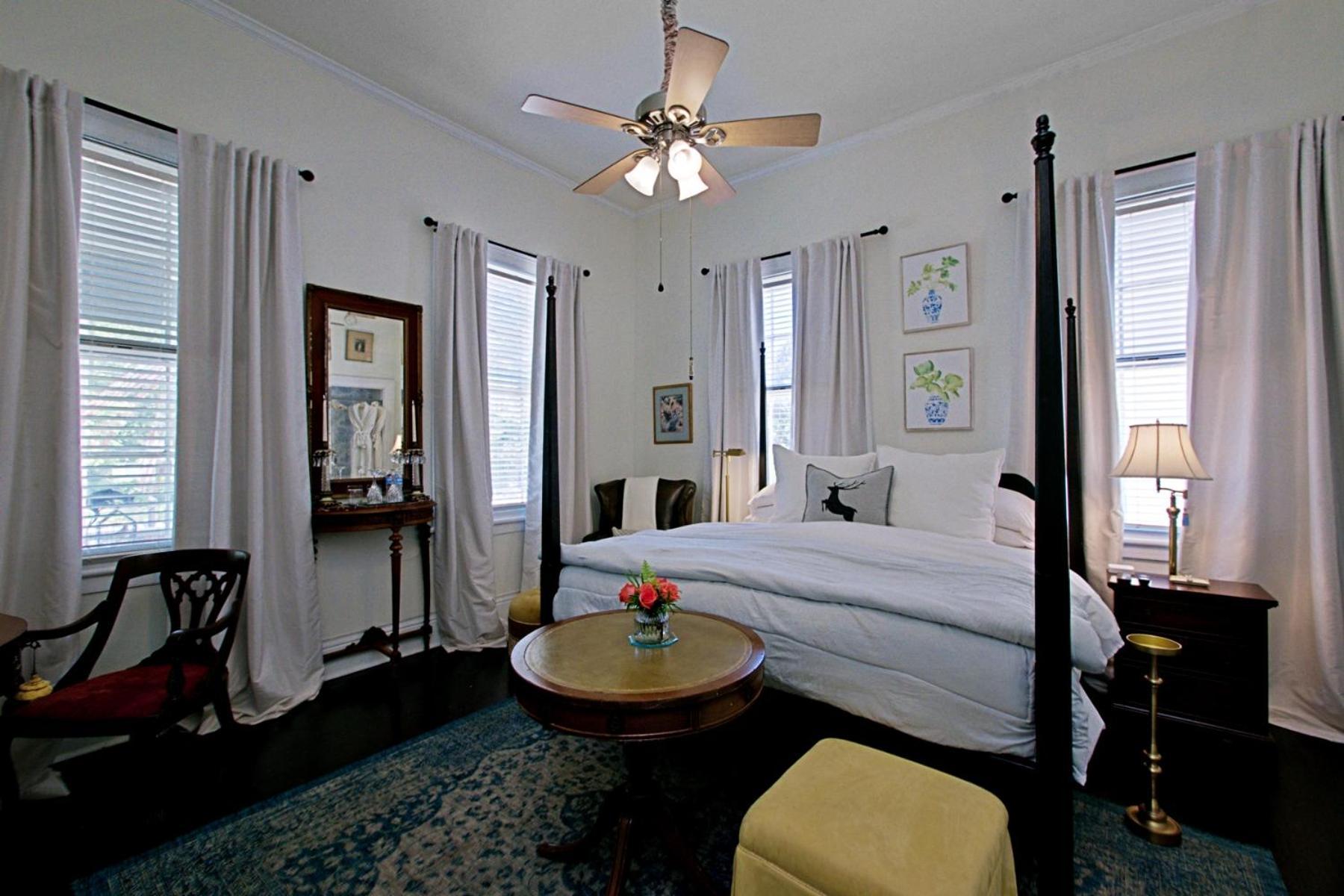 Chesnut Cottage Inn Bed & Breakfast 哥伦比亚 外观 照片